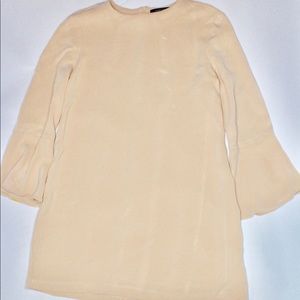 Zara Cream Bell Sleeve Dress Size US Size M